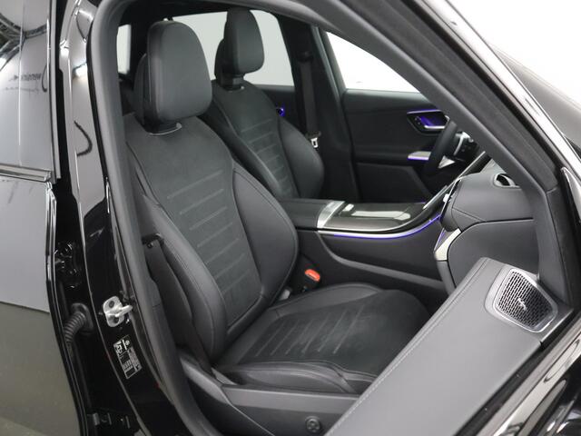 Mercedes-Benz GLC-KLASSE 300e 4MATIC AMG Line | Premium plus | Trekhaak | Night pakket | Panoramadak |