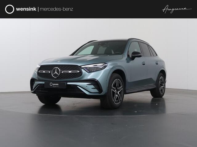 Mercedes-Benz GLC-KLASSE 300e 4MATIC AMG Line | Panoramadak | Massage | Trekhaak | Night pakket | Digital light |