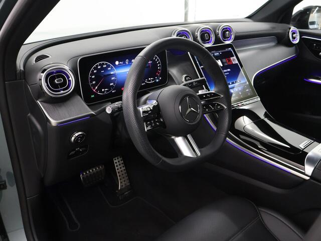 Mercedes-Benz GLC-KLASSE 300e 4MATIC AMG Line | Panoramadak | Massage | Trekhaak | Night pakket | Digital light |