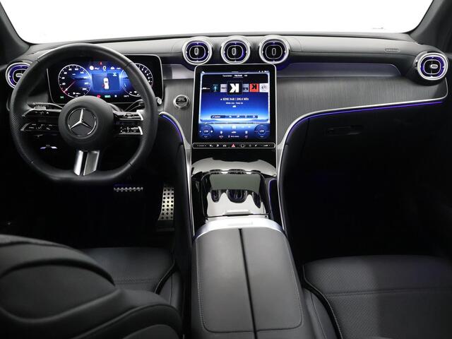 Mercedes-Benz GLC-KLASSE 300e 4MATIC AMG Line | Panoramadak | Massage | Trekhaak | Night pakket | Digital light |