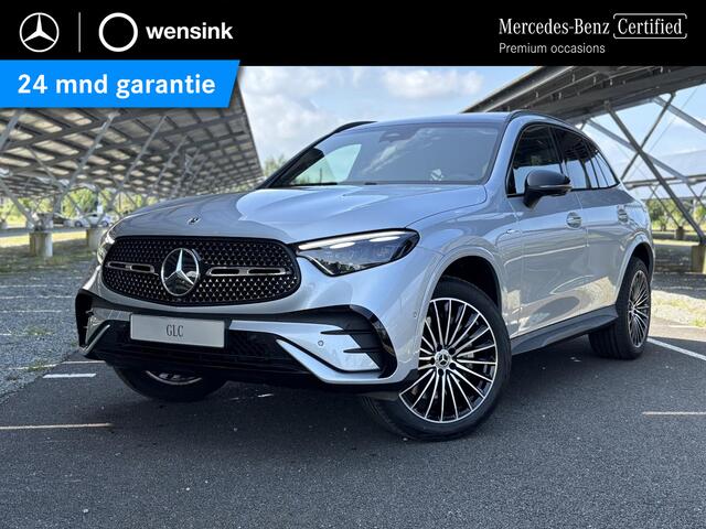Mercedes-Benz GLC-KLASSE 300e 4MATIC Sport Edition | Night | Panoramadak | Sfeerverlichting | Digital light | 360 camera | Stoelverwarming |