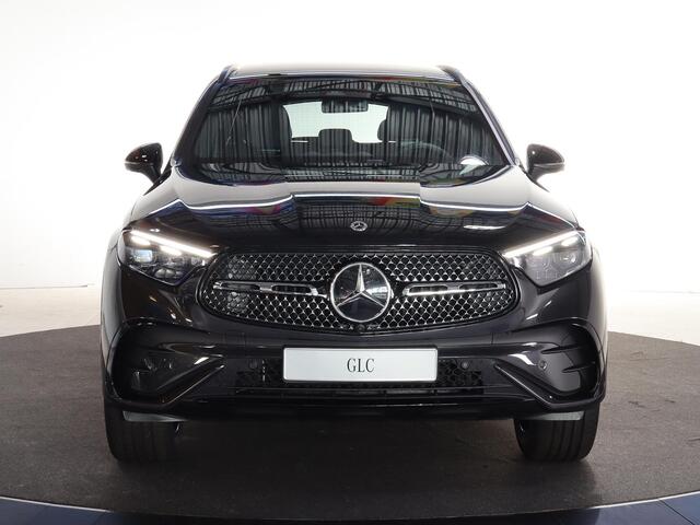 Mercedes-Benz GLC-KLASSE 300e 4MATIC Sport Edition | Panoramaschuifdak | Premium pakket | Nightpakket | 360° camera | Dodehoekassistent | DIGITAL LIGHT |