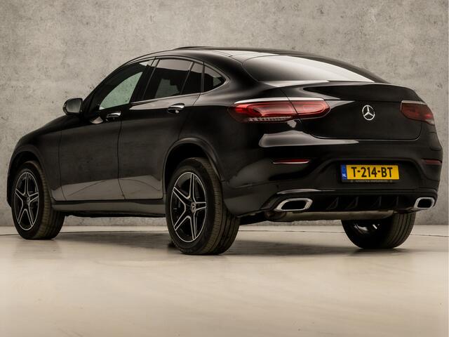 Mercedes-Benz GLC-KLASSE 300e 4MATIC AMG Line 320Pk Automaat (SCHUIFDAK, VIRTUAL COCKPIT, SFEERVERLICHTING, LEDER/ALCANTARA, 360 CAMERA, GROOT NAVI, STOELVERWARMING, NIEUWSTAAT)