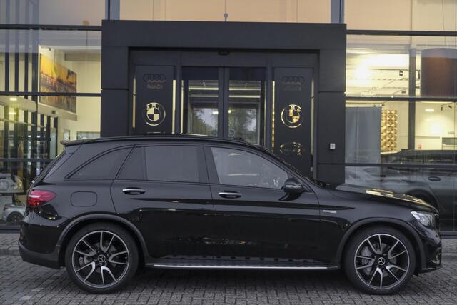 Mercedes-Benz GLC-KLASSE GLC43 AMG 367pk 4MATIC Panoramadak Luchtvering Burmester Trekhaak Distronic 21" LMV Leder Command