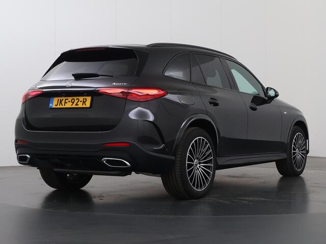 Mercedes-Benz GLC-KLASSE 300e 4MATIC AMG Line | Night | Panoramadak | Rij assistentie pakket | Digital light | Burmester | Winter pakket | Trekhaak |
