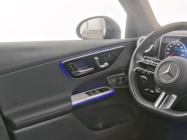 Mercedes-Benz GLC-KLASSE 300 e 4MATIC AMG Plug-In Hybride AMG Line | Night Pakket | Panoarma Schuif-Kanteldak | 20 Inch AMG Velgen | Digital Licht | Burmester® . Inclusief 24 maanden MB Certified garantie voor Europa.