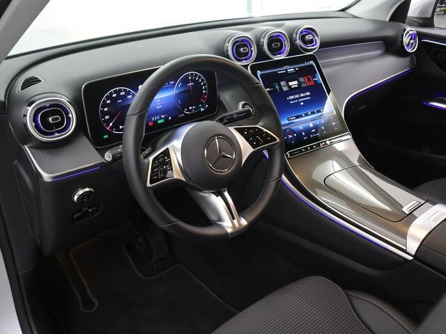 Mercedes-Benz GLC-KLASSE 300e 4MATIC Luxury Line | Trekhaak | Premium pakket | Winter pakket |