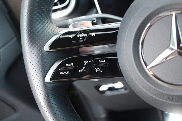 Mercedes-Benz GLC-KLASSE 200 4MATIC AMG Line | Distronic | Trekhaak | Carplay |