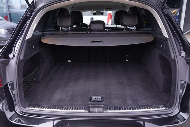 Mercedes-Benz GLC-KLASSE 200 Business Solution Limited Facelift Navigatie 19-inch NAP Lederen-comfortstoelen Afneembare-trekhaak Camera Stoelverwarming Off-road pakket