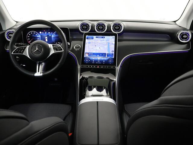 Mercedes-Benz GLC-KLASSE 300e 4MATIC Luxury Line | Panoramadak | Trekhaak | Winter pakket | Rij assistentiepakket | Premium pakket |