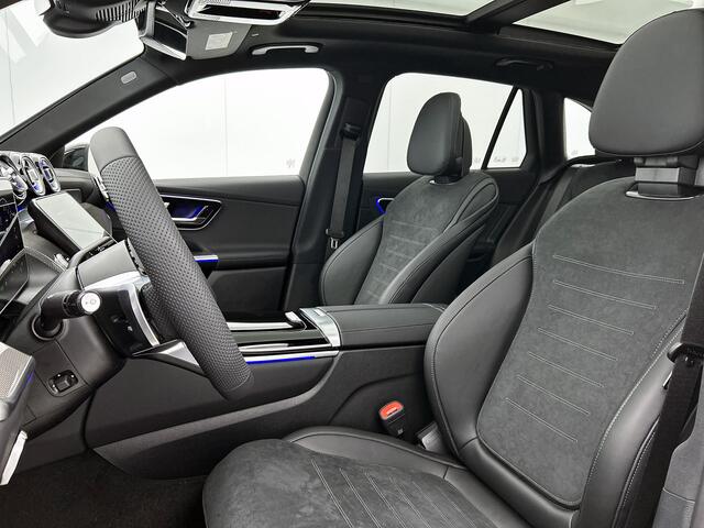 Mercedes-Benz GLC-KLASSE 300e 4MATIC Sport Edition | Premium pakket | Nightpakket | Treeplanken | Trekhaak | Smartphone integratie | Augmented Reality navigatie | 360°-camera | DIGITAL LIGHT | Memorypakket |