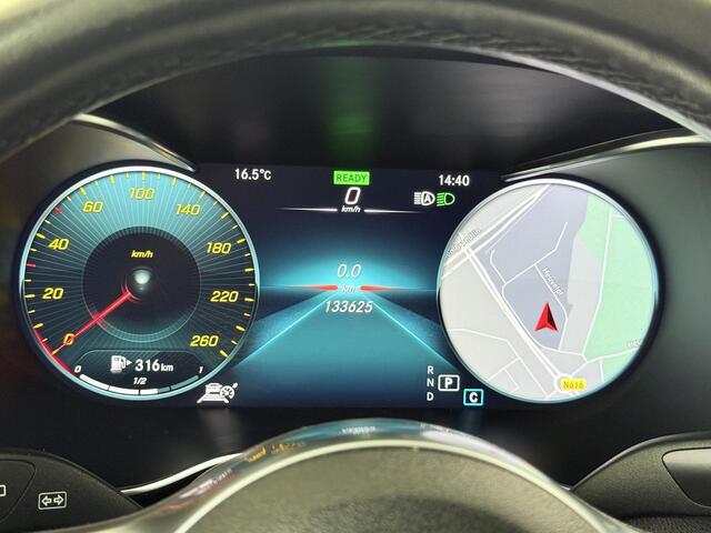 Mercedes-Benz GLC-KLASSE 200 AMG Styling Trekhaak Multibeam Led MBUX Carplay ACC 360 Camera Sfeerverlichting