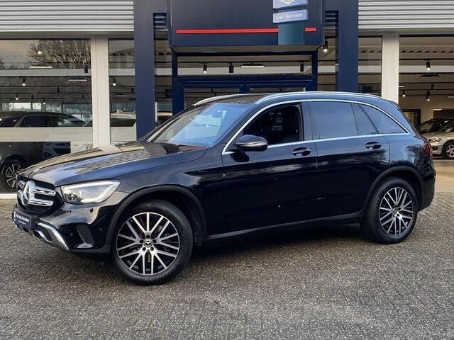 Mercedes-Benz GLC-KLASSE 200 4MATIC Business Solution / Automaat / Facelift-Model / Digitaal-Dashboard / Half-Leder / LED / DAB / Apple-Carplay & Android Auto / Navi / Camera / Stoelverwarming / Cruise-Control / Climate-Control / E-Achterklep / PDC / 19'' LMV / All-Season / ENZ.