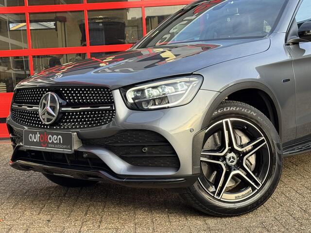 Mercedes-Benz GLC-KLASSE 300e 4MATIC 4Matic AMG Line *PANO/APPLE CARPLAY/TREKHAAK*