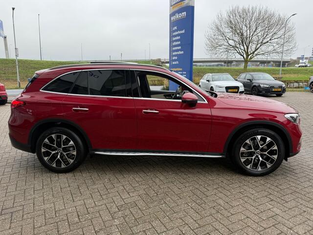Mercedes-Benz GLC-KLASSE 300DE 4MATIC AMG LINE PANORAMA LEER NAVI PDC360GR
