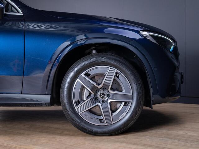 Mercedes-Benz GLC-KLASSE 300e 4MATIC AMG Line Panorama dak