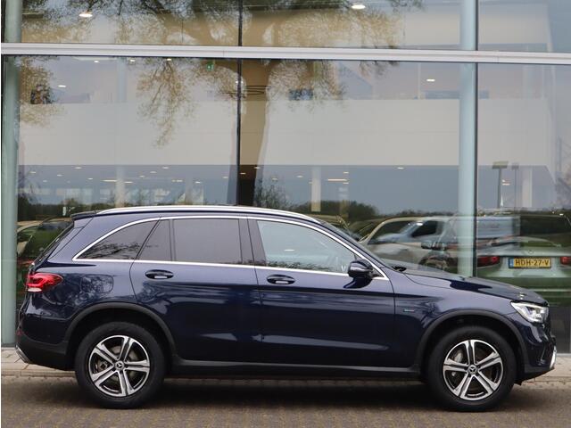 Mercedes-Benz GLC-KLASSE 300e 4MATIC Advantage | Panoramadak | LED | 360 camera | Automaat