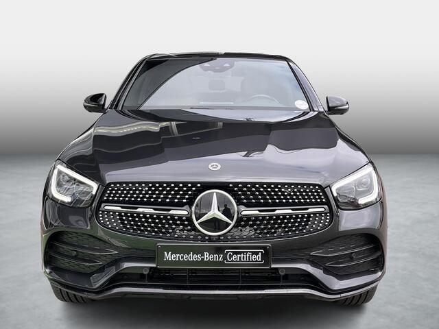 Mercedes-Benz GLC-KLASSE Coupé 300 e 4MATIC | Bruin leer | Schuifdak | AMG Burmester| Rijassistentie pakket| Trekhaak| Keyless Entry| 360 camera | Carplay| Multibeam LED| Sfeerverlichting| Stoelverwarming