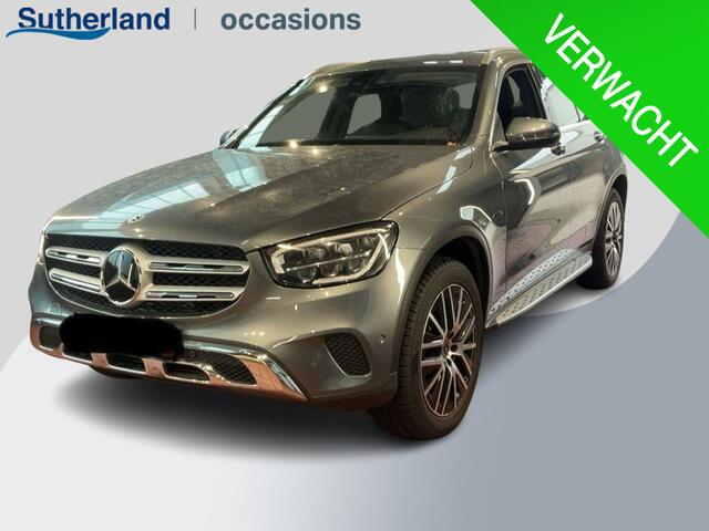 Mercedes-Benz GLC-KLASSE 300e 4MATIC 320pk PHEV | Trekhaak | 19 inch | Stoelverwarming | Adaptive cruise control | Achteruitrijcamera | Elektrisch verstelbare stoelen | Elektrsich verstelbare stoelen | 2 bandensets