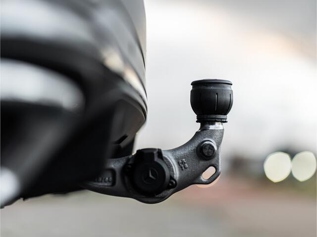 Mercedes-Benz GLC-KLASSE 300e 4MATIC Business Solution AMG ORG NL PANO BURMESTER TREKHAAK 360 CAMERA NIGHT PAKKET