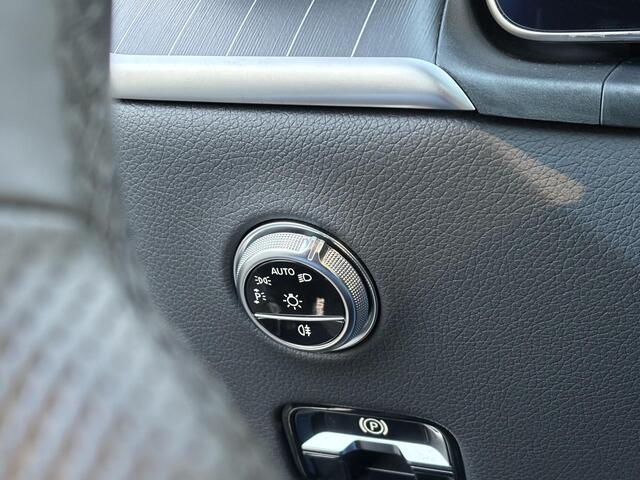 Mercedes-Benz GLC-KLASSE 300e 4MATIC AMG Line | Pano | Burmester | Trekhaak |