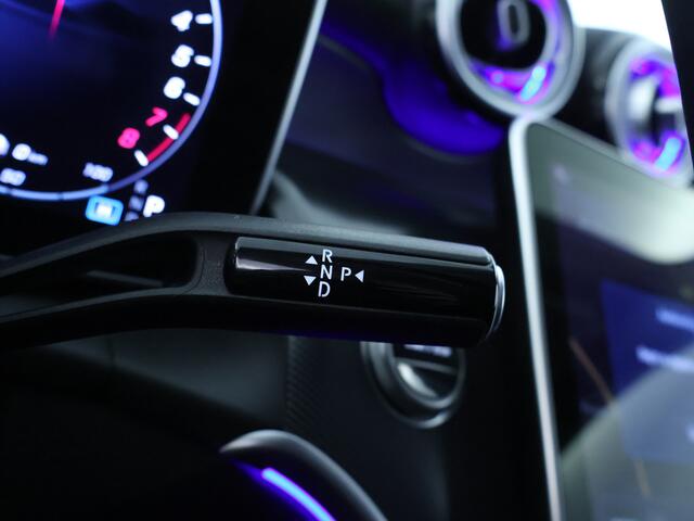 Mercedes-Benz GLC-KLASSE 300 e 4MATIC Plug-In Hybride Trekhaak | Sfeerverlichting | 19 Inch Velgen | Stuur en Stoelverwarming | Memory Voorstoelen. Inclusief 24 maanden MB Certified garantie voor Europa.