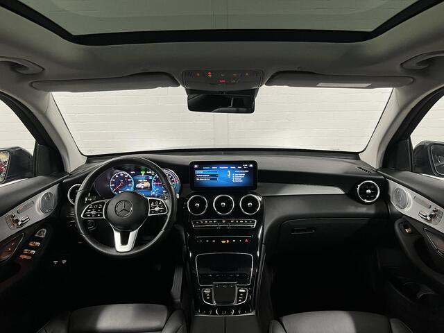 Mercedes-Benz GLC-KLASSE 300e 4MATIC Trekhaak | Burmester | Open Dak | Adaptieve cruise | Stoelverwarming | Memory | 360 camera