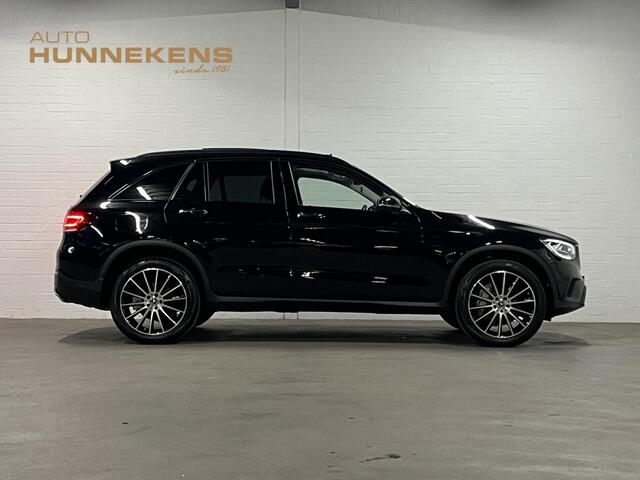 Mercedes-Benz GLC-KLASSE 300e 4MATIC Trekhaak | Burmester | Open Dak | Adaptieve cruise | Stoelverwarming | Memory | 360 camera