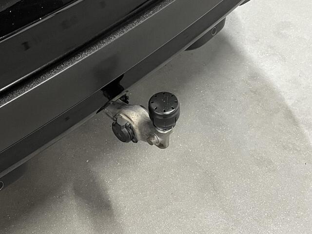 Mercedes-Benz GLC-KLASSE 300e 4MATIC Trekhaak | Burmester | Open Dak | Adaptieve cruise | Stoelverwarming | Memory | 360 camera