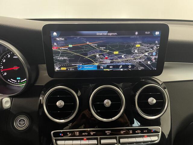 Mercedes-Benz GLC-KLASSE 300e 4MATIC 320pk Automaat PHEV Business Solution | Climate Control | Leder | Navigatie | Apple Carplay/Android Auto | Distronic | LED | High Performance | 18" Lichtmetalen Velgen | Privacy Glass | PDC VA + 360 Camera