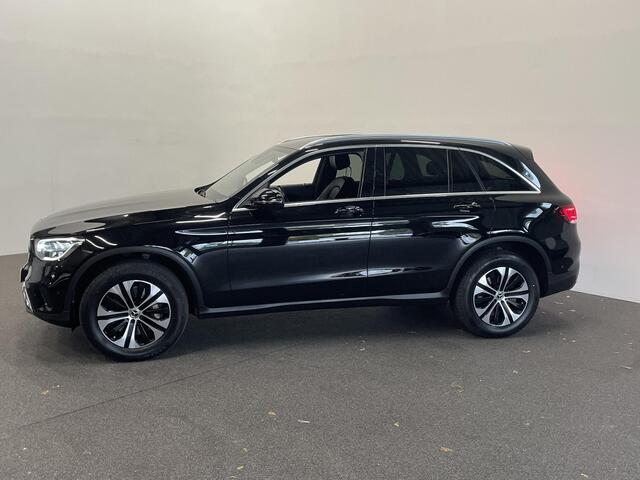 Mercedes-Benz GLC-KLASSE 300e 4MATIC 320pk Automaat PHEV Business Solution | Climate Control | Leder | Navigatie | Apple Carplay/Android Auto | Distronic | LED | High Performance | 18" Lichtmetalen Velgen | Privacy Glass | PDC VA + 360 Camera
