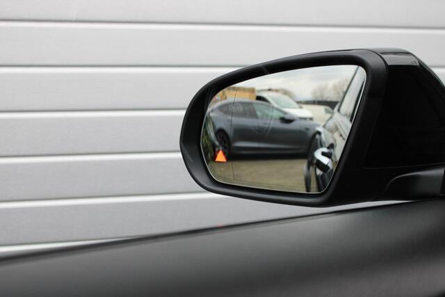 Mercedes-Benz GLC-KLASSE Coupé 250 4M AMG Luchtvering | Memory | Night | Spoorassistent | Keyless | Comand | Treeplanken