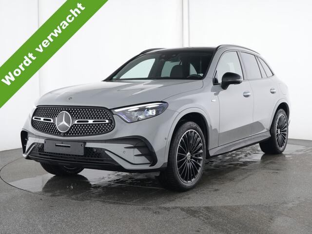 Mercedes-Benz GLC-KLASSE 400e 4MATIC AMG 381 PK I 2025 I Panorama dak I Head-up I 360 camera I Trekhaak I Burmester I Keyless Go I 20'' velgen I I Niveau regeling I Verwarmd stuurwiel I Stoelverwarming I Sfeerverlichting I Nightpakket I Winterpakket I