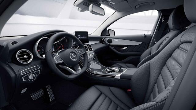 Mercedes-Benz GLC-KLASSE Coupé 250 4MATIC Premium | AMG | Schuif/kanteldak | Stoelventilatie | 360 graden camera | Keyless |