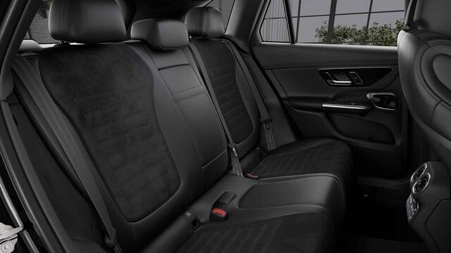 Mercedes-Benz GLC-KLASSE 300e 4MATIC AMG Line | Premium plus | Trekhaak | Panoramadak | Alarm | Distronic | Night pakket |