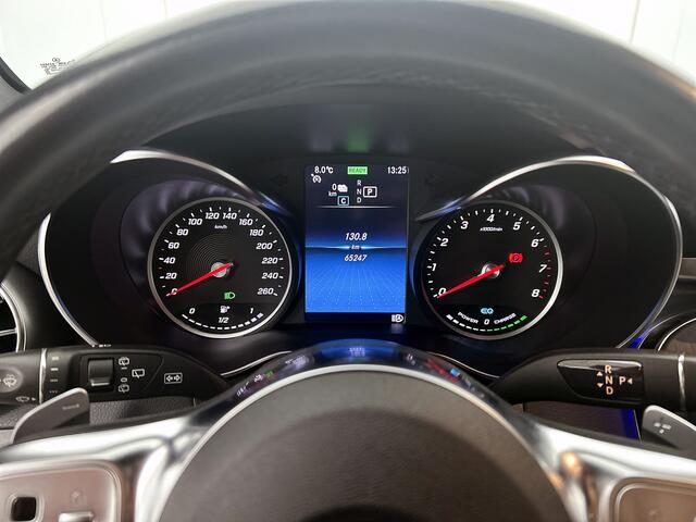 Mercedes-Benz GLC-KLASSE 300 e 4MATIC Business Solution AMG 5 spaaks lichtmetalen velgen | Navigatie | Parking support met camera achter | Night pack | Inclusief 24 maanden MB Certified garantie voor Europa.