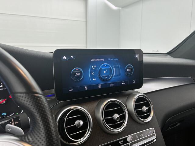 Mercedes-Benz GLC-KLASSE 300 e 4MATIC Business Solution AMG 5 spaaks lichtmetalen velgen | Navigatie | Parking support met camera achter | Night pack | Inclusief 24 maanden MB Certified garantie voor Europa.