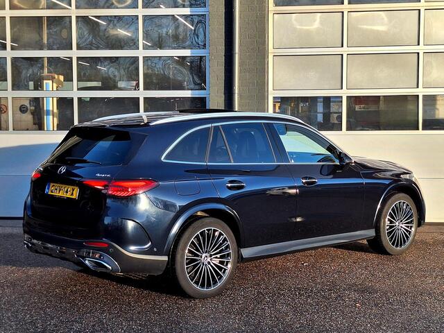 Mercedes-Benz GLC-KLASSE 300e 4MATIC AMG Line | Panoramadak | Trekhaak | Burmester | 360° camera | Rijassistentiepakket | Achterasbesturing | Memory pakket | Dodehoekassistentie | Smartphone integratie | DIGITAL LIGHT | Keyless-GO | Elektrische achterklep