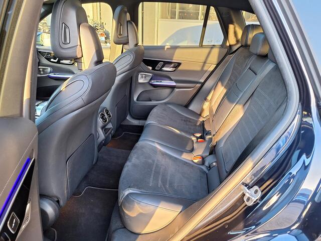 Mercedes-Benz GLC-KLASSE 300e 4MATIC AMG Line | Panoramadak | Trekhaak | Burmester | 360° camera | Rijassistentiepakket | Achterasbesturing | Memory pakket | Dodehoekassistentie | Smartphone integratie | DIGITAL LIGHT | Keyless-GO | Elektrische achterklep