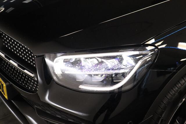 Mercedes-Benz GLC-KLASSE Coupé 300e 4MATIC Business Solution AMG Hybride Navigatie Cruise Control 19LMV 360 Camera Schuifdak