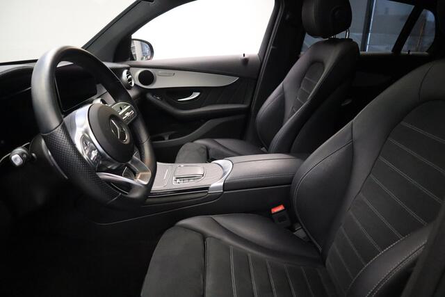 Mercedes-Benz GLC-KLASSE Coupé 300e 4MATIC Business Solution AMG Hybride Navigatie Cruise Control 19LMV 360 Camera Schuifdak