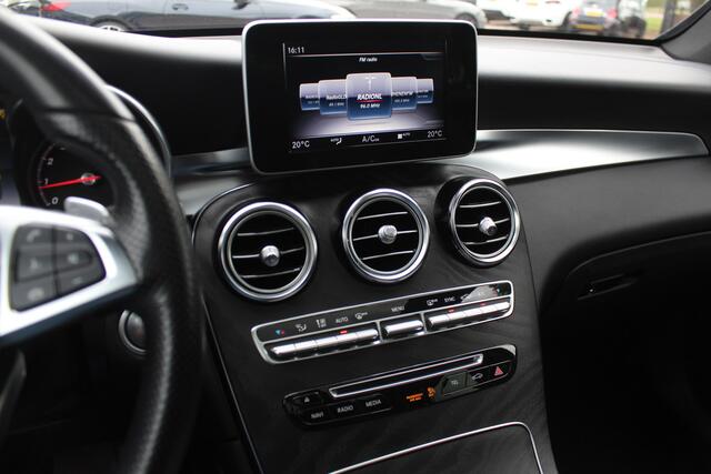 Mercedes-Benz GLC-KLASSE Coupé 250 4MATIC Business Solution AMG / Camera / Burmester / Memory Seats / Leer&Alcantara / 19'' / Dodehoek / Navigatie / Stoelverwarming / Cruise Control