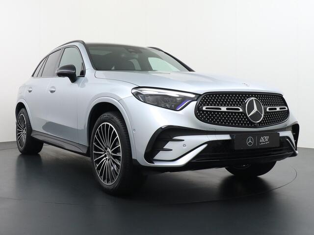Mercedes-Benz GLC-KLASSE 300e 4MATIC Sport Edition | Panorama - Schuifdak | Digital Light | Niveauregeling | Trekhaak Wegklapbaar | Apple Carplay & Android Auto | Memorystoelen | Stoelverwarming Voorin