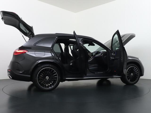 Mercedes-Benz GLC-KLASSE 300e 4MATIC Sport Edition | Massagestoelen Voorin | Luchtvering | Achterasbesturing 4.5° | Distronic Cruise Control | Memoryseats | Trekhaak Wegklapbaar | Head-Up Display | 360° Camera
