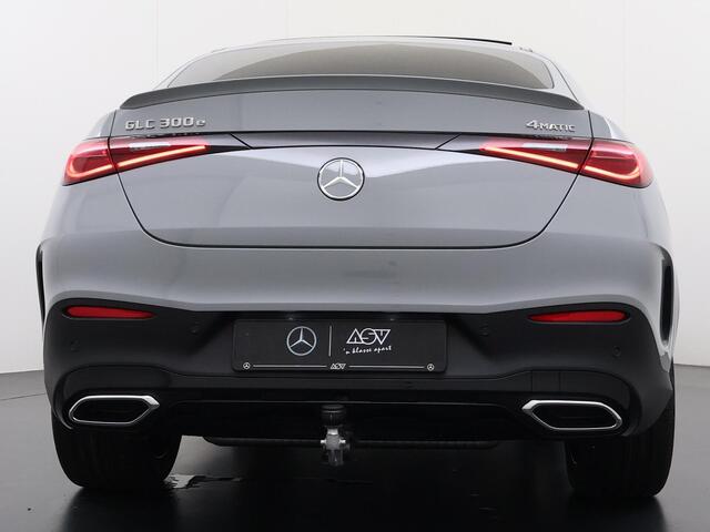 Mercedes-Benz GLC-KLASSE Coupé 300e 4MATIC Sport Edition | Achterasbesturing 4.5° | Luchtvering | Panorama - Schuifdak | Head-Up Display | Trekhaak Wegklapbaar | Burmester 3D Surround Sound | 360° Camera