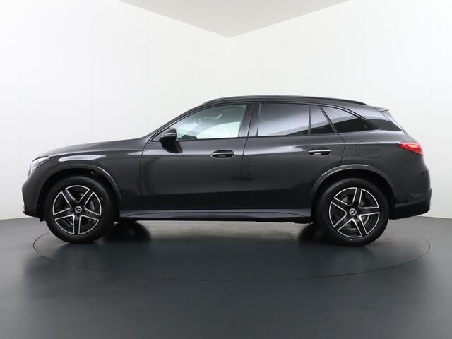 Mercedes-Benz GLC-KLASSE 400e 4MATIC Sport Edition | Achterasbesturing | Luchtvering | Panorama - Schuifdak | Trekhaak Wegklapbaar | Digital Light | Memorystoelen | Distronic Cruise Control | Head-Up Display