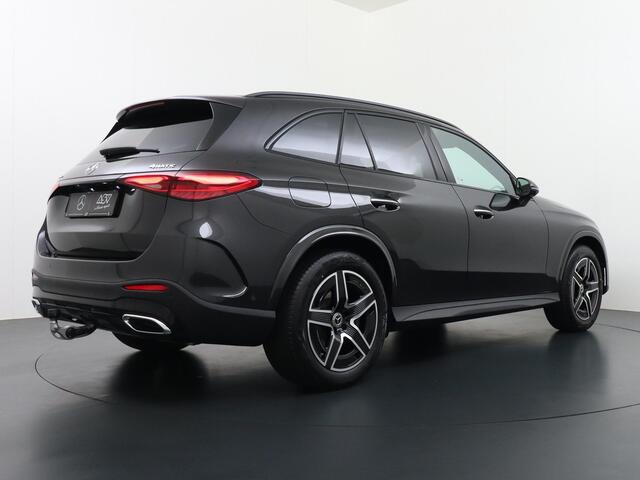 Mercedes-Benz GLC-KLASSE 400e 4MATIC Sport Edition | Achterasbesturing | Luchtvering | Panorama - Schuifdak | Trekhaak Wegklapbaar | Digital Light | Memorystoelen | Distronic Cruise Control | Head-Up Display