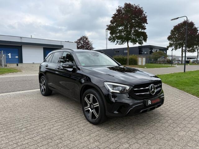 Mercedes-Benz GLC-KLASSE 300e 4Matic AMG HUD Distronic+ Massage Elek. Trekhaak