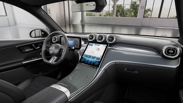 Mercedes-Benz GLC-KLASSE 300e 4MATIC AMG Line | Premium plus | Rij assistentiepakket | Night pakket | Trekhaak |