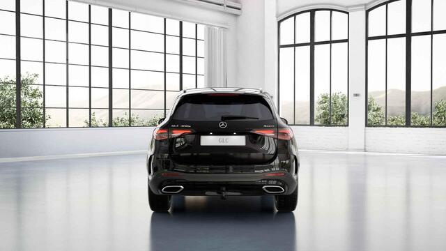 Mercedes-Benz GLC-KLASSE 300e 4MATIC AMG Line | Premium plus | Rij assistentiepakket | Night pakket | Trekhaak |